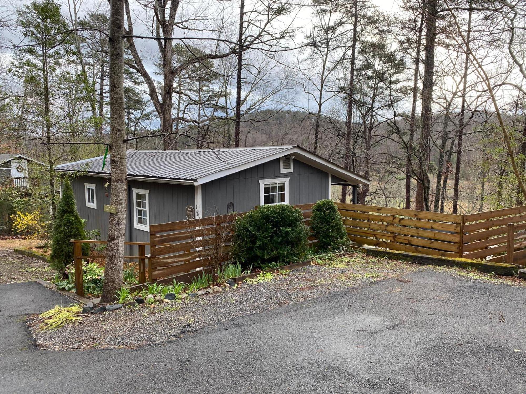 Convenient Cottage-Hot Tub, 4 Minutes To Dahlonega Exterior foto