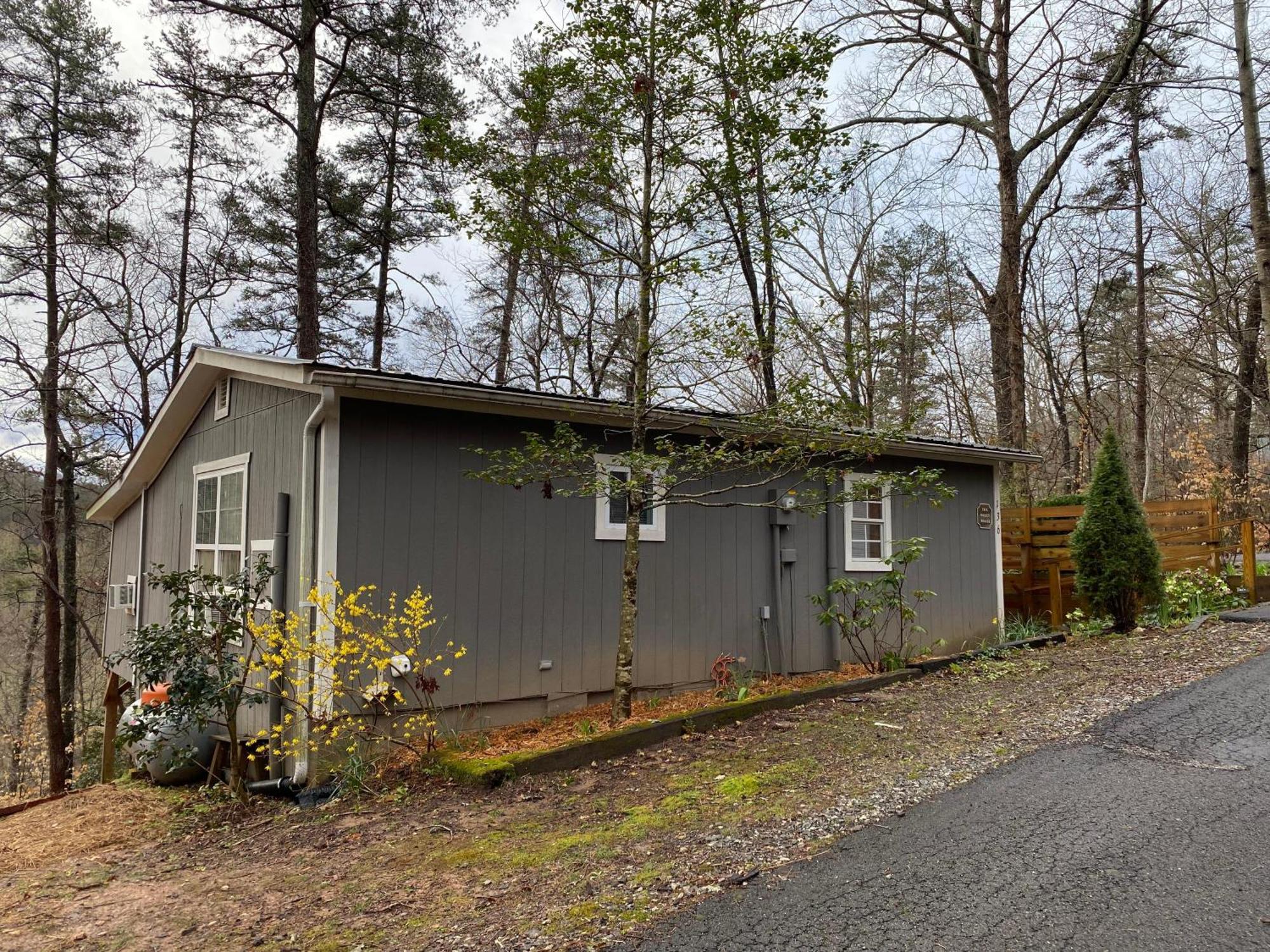 Convenient Cottage-Hot Tub, 4 Minutes To Dahlonega Exterior foto